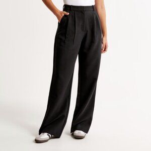 NWOT Abercrombie & Fitch Curve Love A&F Harper Tailored Premium Crepe Pant